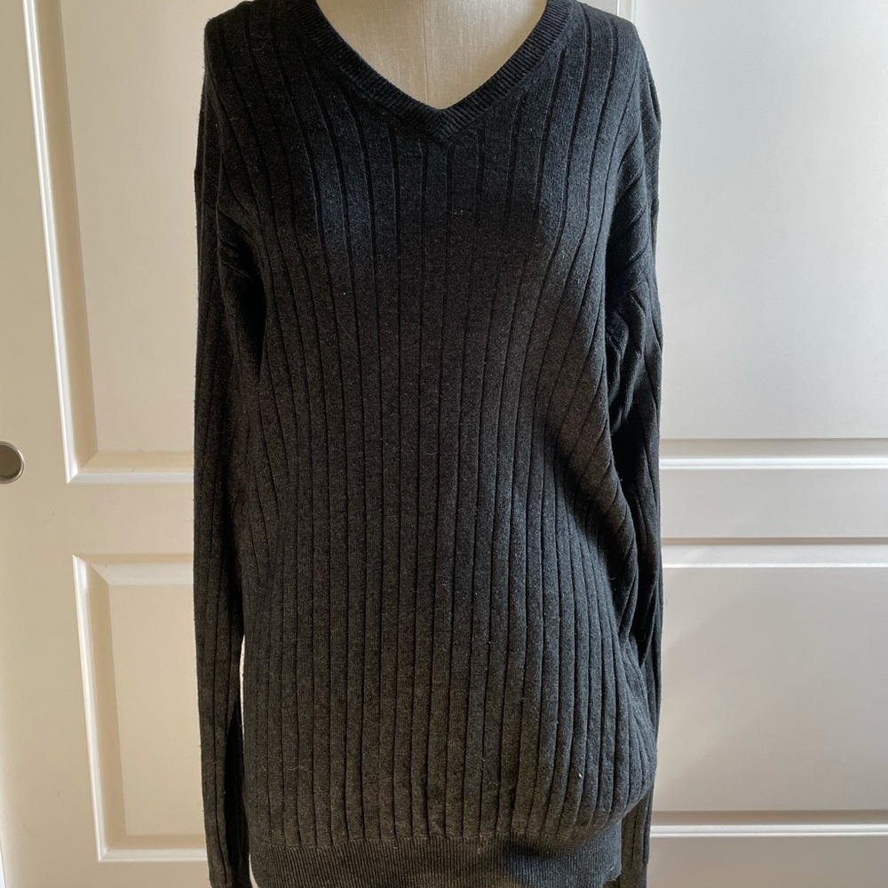 Charcoal V Neck Silk-Cashmere Blend Sweater, Sz L